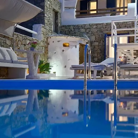 Panormos Beach Escape Dreamy Coastal Retreat וילה