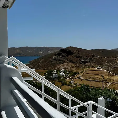 Panormos Beach Escape Dreamy Coastal Retreat וילה